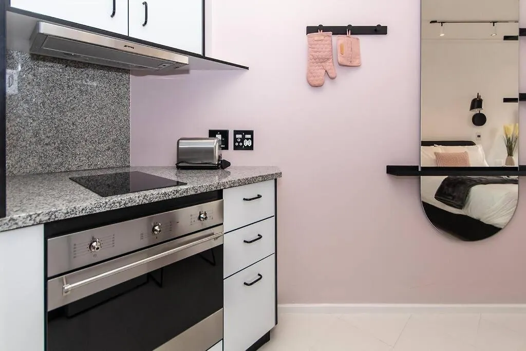 305 The Flamingo Sea Point Apartment Cape Town